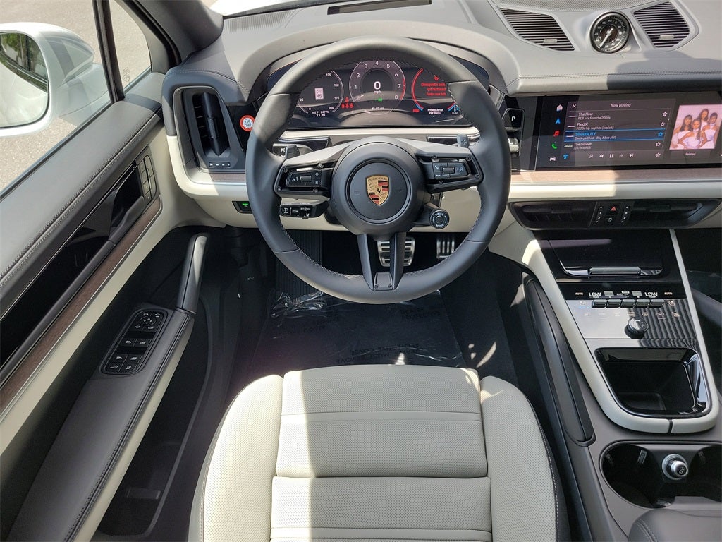 2025 Porsche Cayenne E-Hybrid Coupe S