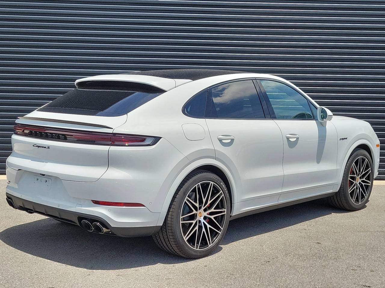 2025 Porsche Cayenne E-Hybrid Coupe S
