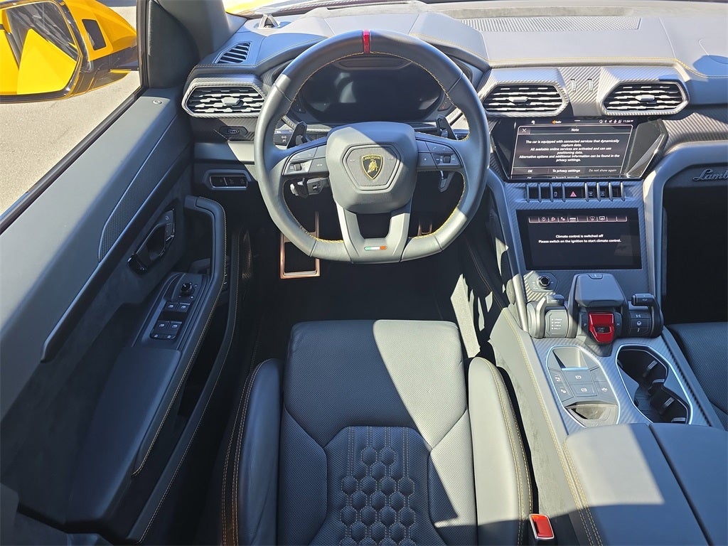 2023 Lamborghini Urus Performante