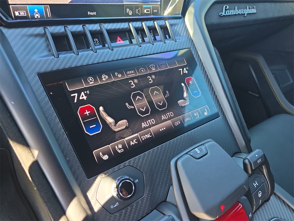 2023 Lamborghini Urus Performante