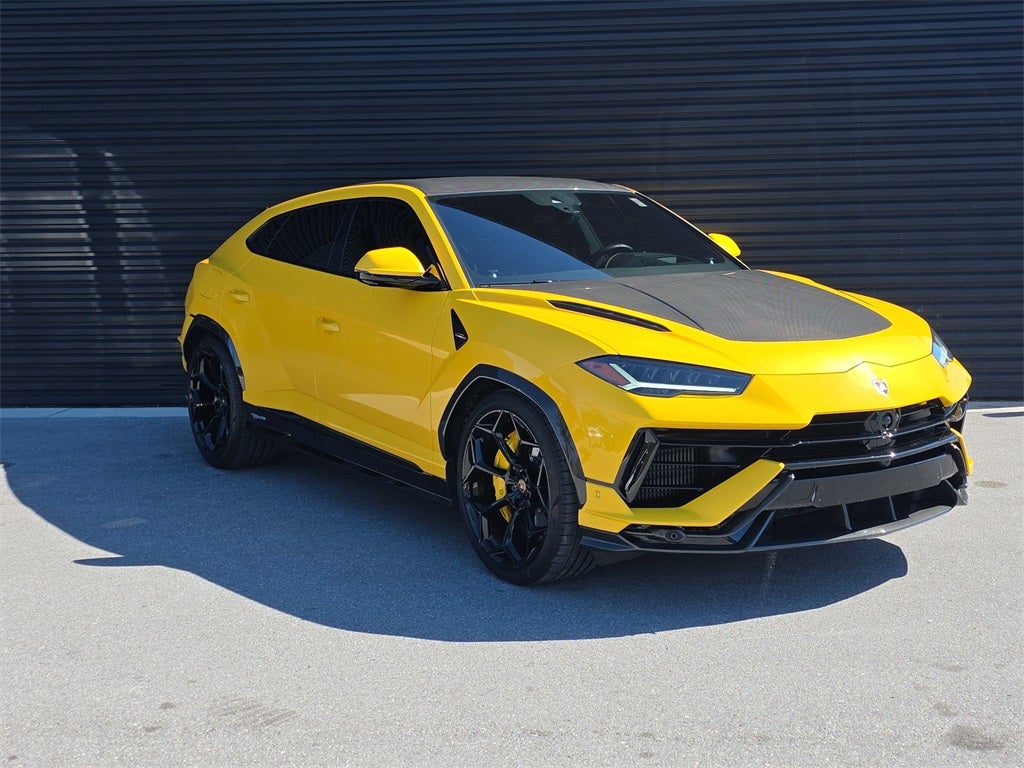 2023 Lamborghini Urus Performante